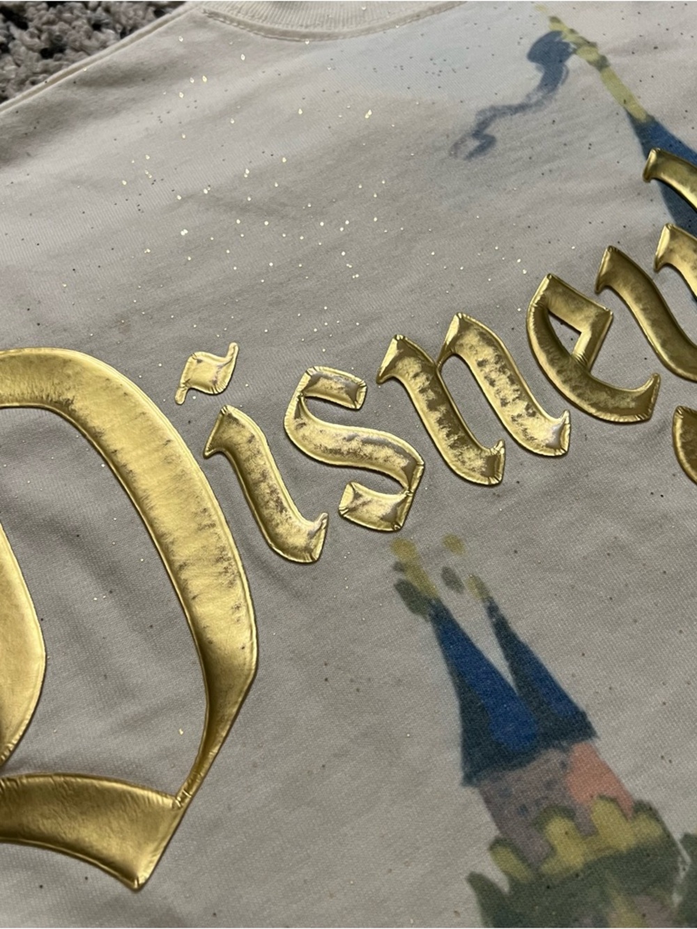 Spirit Jersey Disneyland 70th Anniversary Castle Graphic Oversized Long Sleeve S - Picture 6 of 16